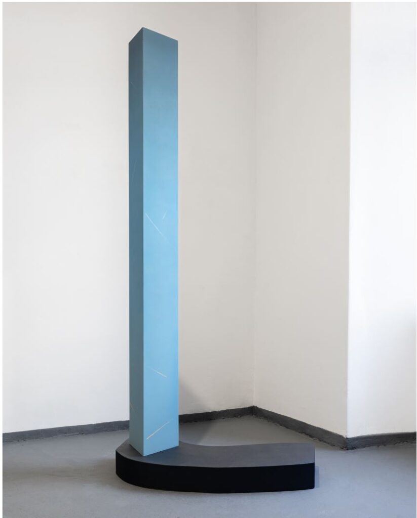 Kornel Janczy Chemitrails plywood, wood, acrylic paint 180 x 50 x 70 cm 2023