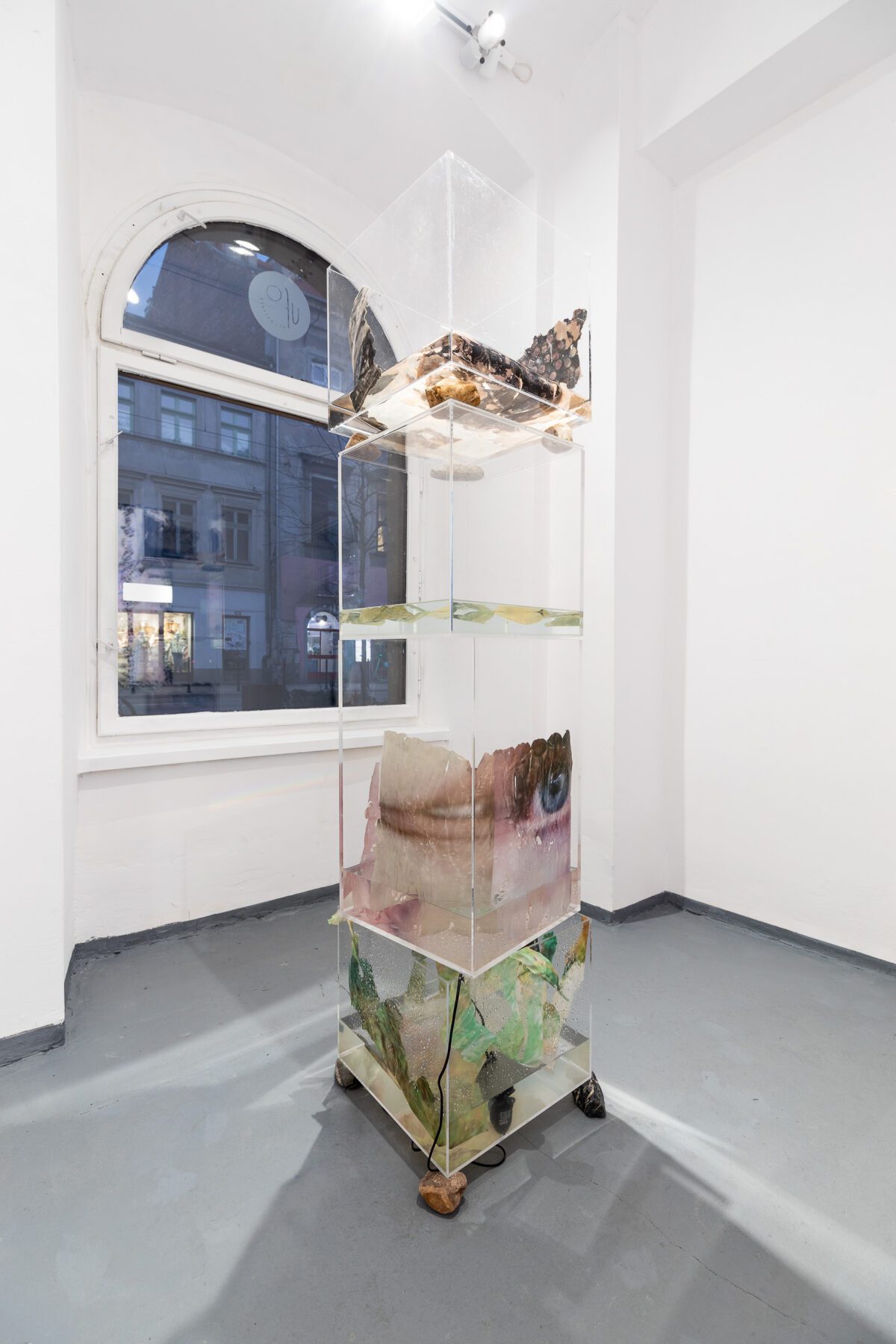 QUENCH THIRST WITH DEW - Zmniejszone Social Media sRGB 150 DI-38